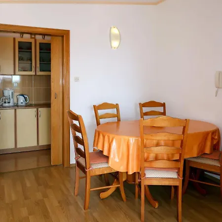 Rudez-1 By Interhome