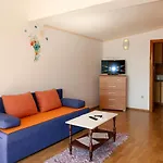 Rudez-1 By Interhome Apartamento *